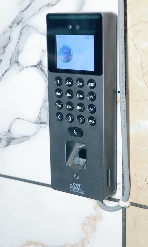 Face-ID Biometric Entrance Scanner